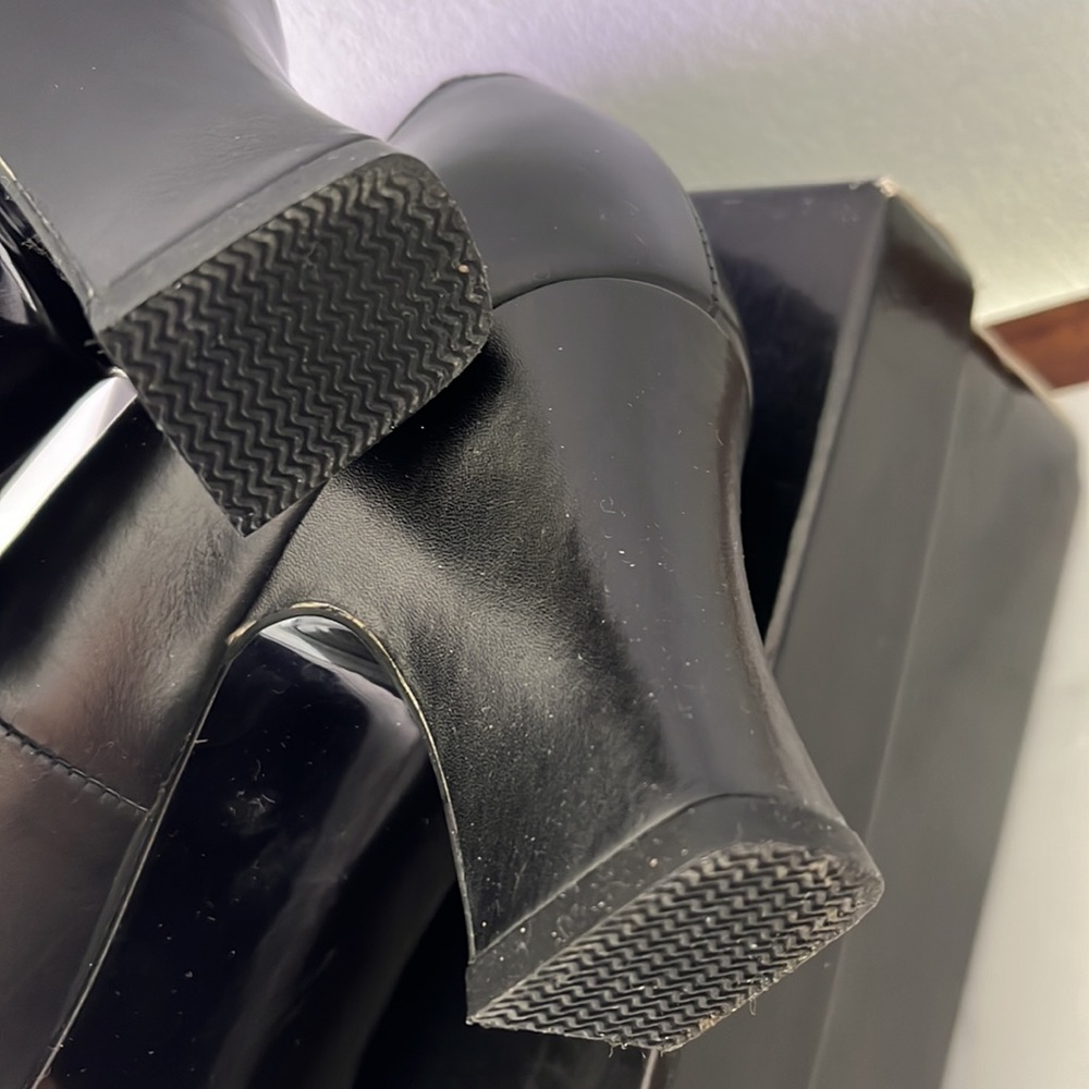Vintage YSL heels - Picture 10 of 12